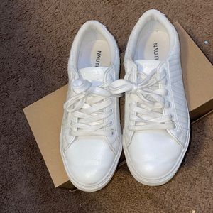 NÁUTICA SNEAKERS